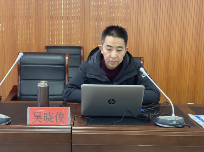 廣旅集團開展專題黨課，學(xué)習(xí)黨的十九屆六中全會和省第十五次黨代會精神